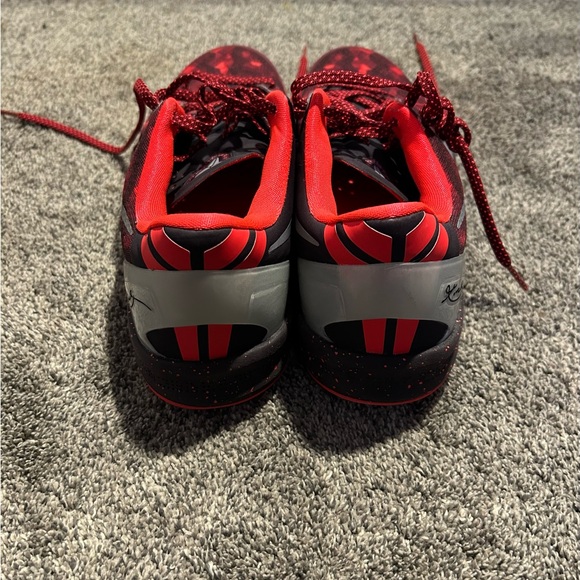 Kobe 8 'Year of the Snake - Port Wine' - Picture 4 of 6